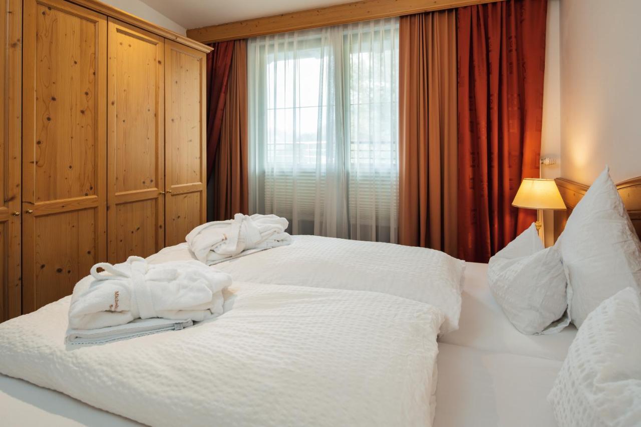 Hotel Garni Alpenruh-Micheluzzi Serfaus Dış mekan fotoğraf
