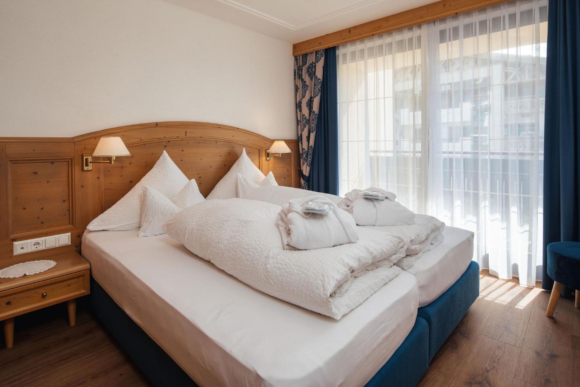 Hotel Garni Alpenruh-Micheluzzi Serfaus Dış mekan fotoğraf