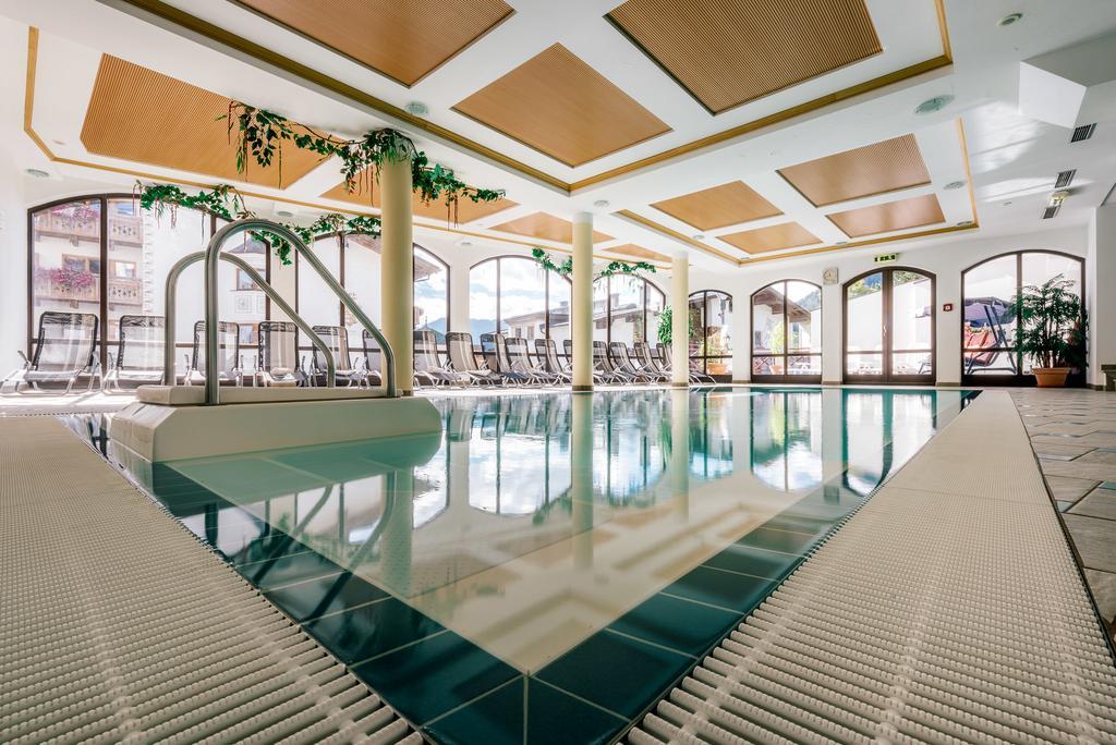 Hotel Garni Alpenruh-Micheluzzi Serfaus Dış mekan fotoğraf