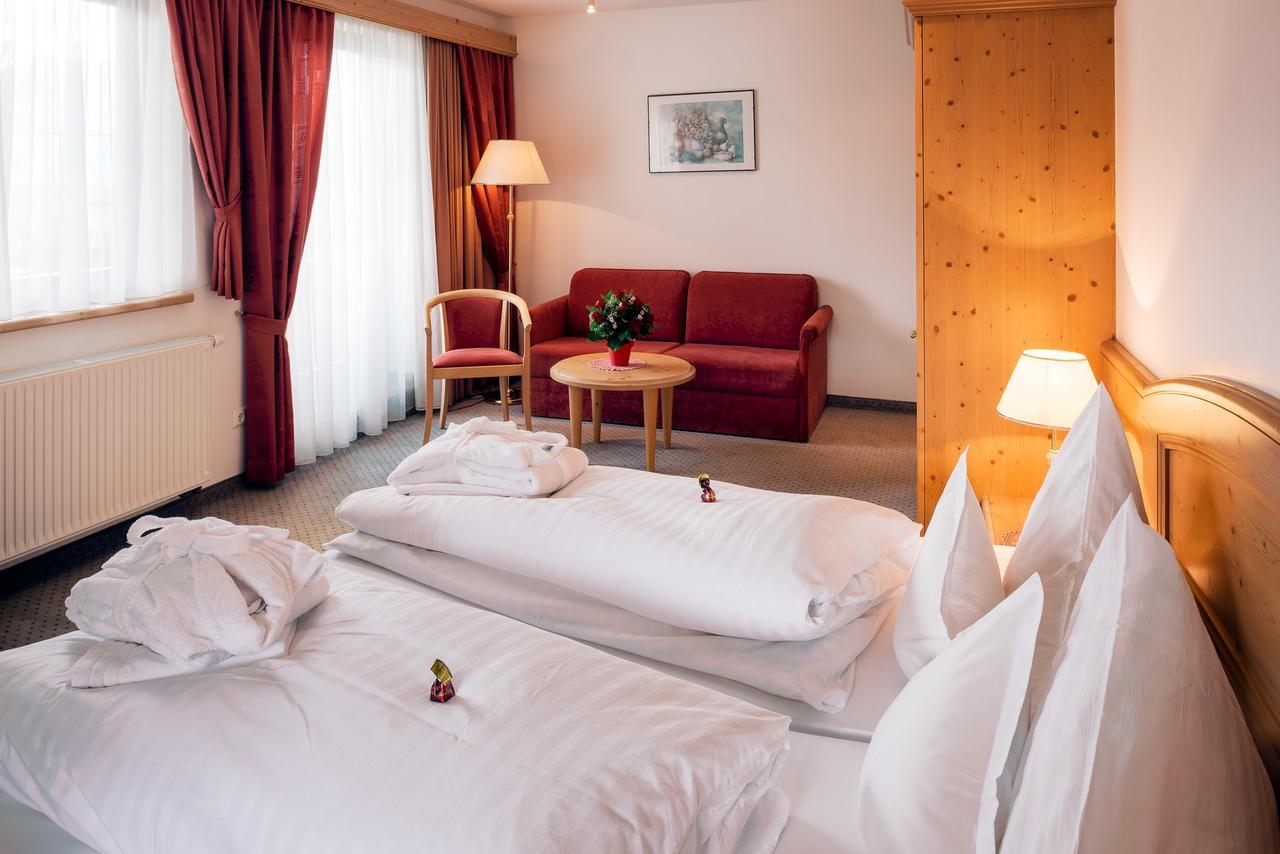 Hotel Garni Alpenruh-Micheluzzi Serfaus Dış mekan fotoğraf